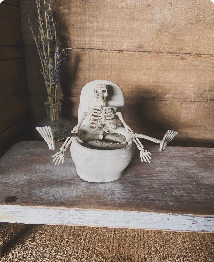 Creepy Toilet