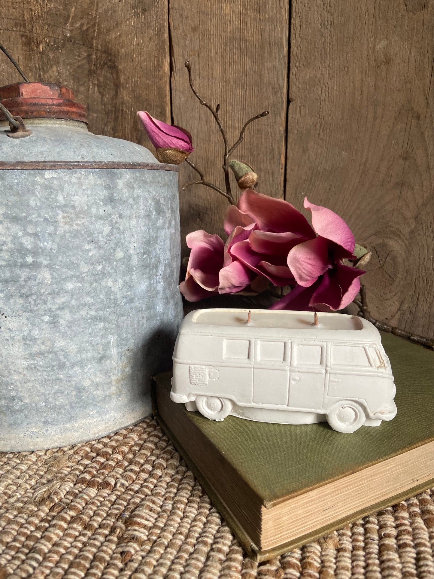 Volkswagon Bus Candle