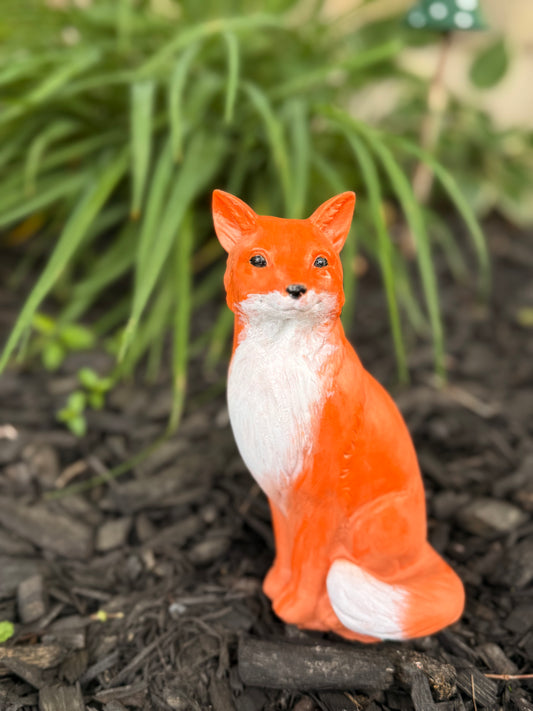 Finnegan the Fox Garden Statue